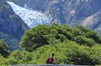 Cruzando riacho e quase chegando a Poincerot, local de camping da trilha da Laguna de Los Tres, no parque Los Glaciares, região de El Chaltén, no sul da patagonia argentina